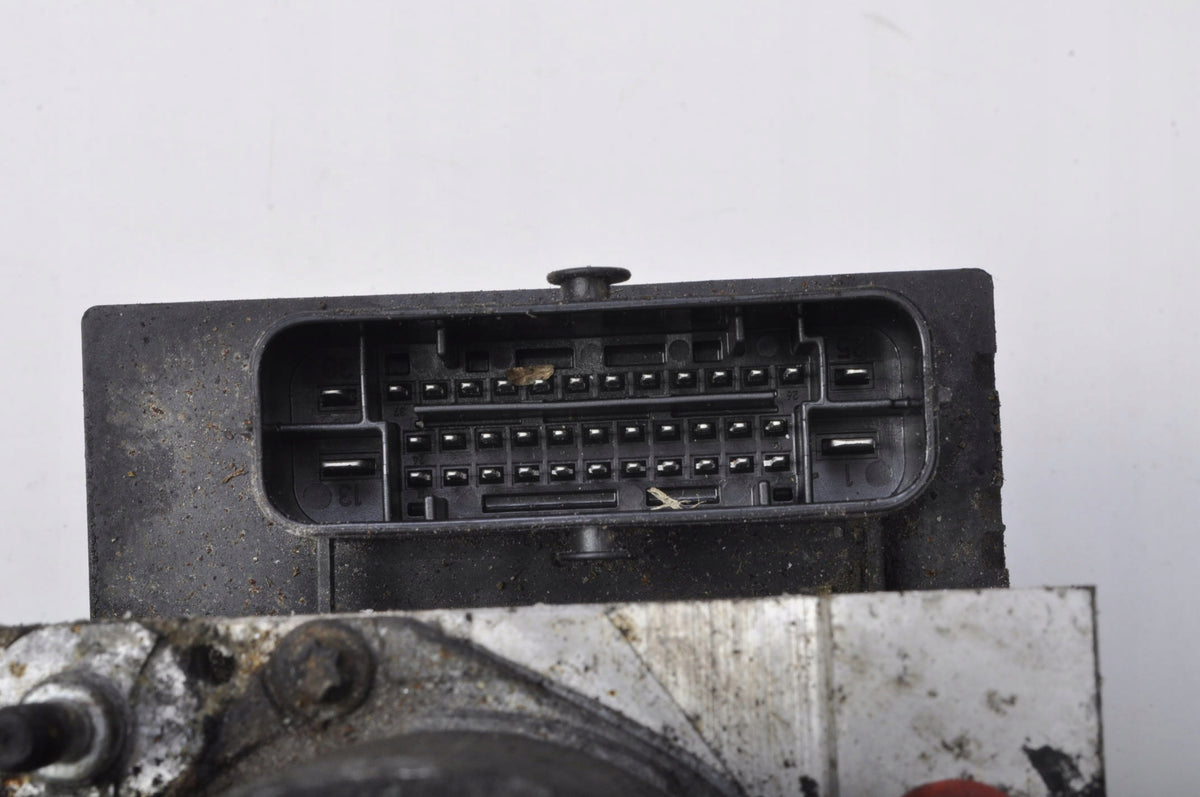 HYUNDAI I20 PUMP ABS 58910-11200