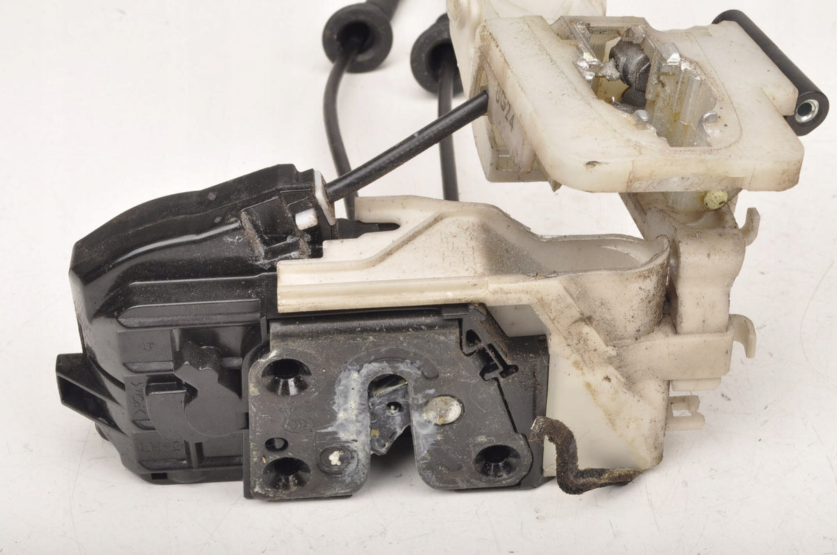HYUNDAI I30 AND DOOR LOCK LEFT FRONT 81310-2L070