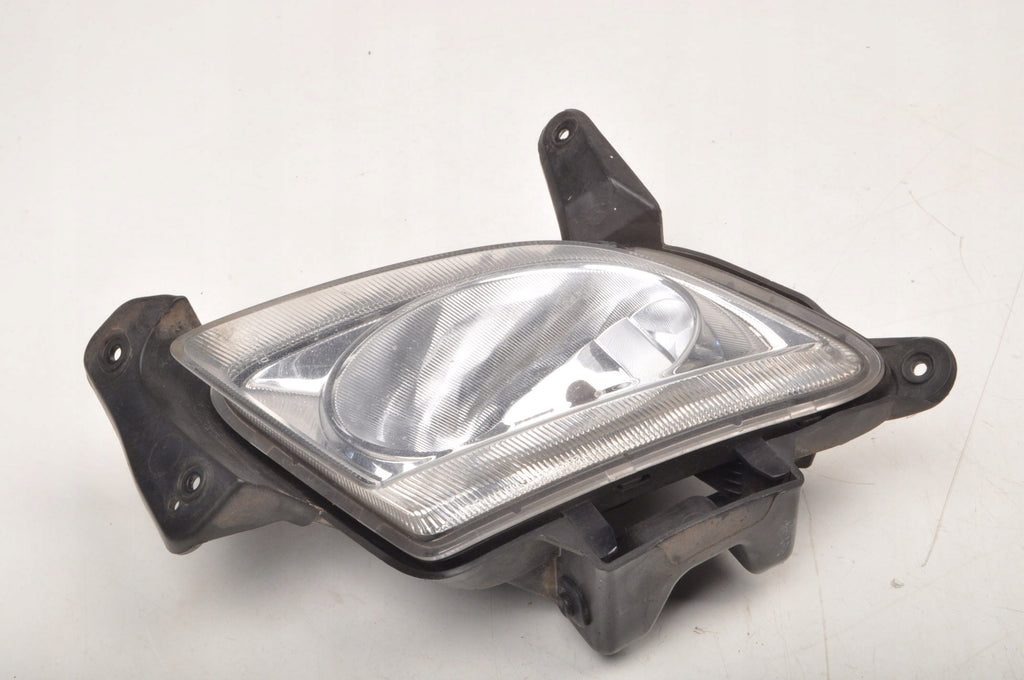 HYUNDAI I30 AND HALOGEN RIGHT