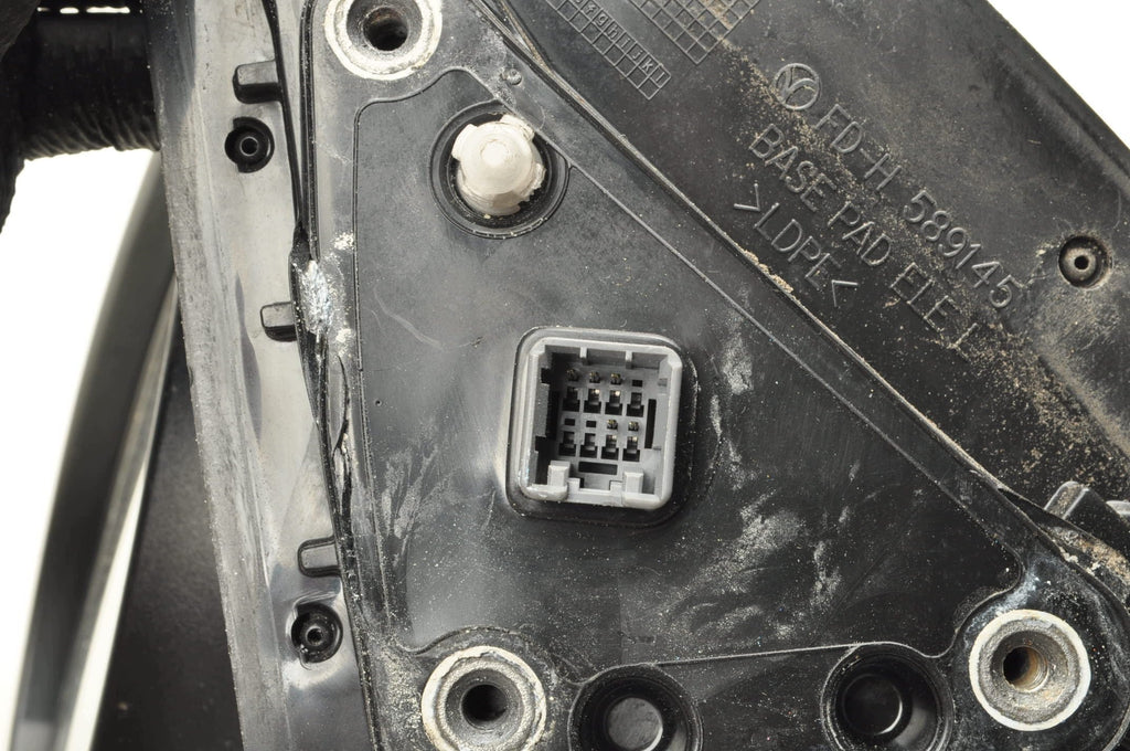 HYUNDAI I30 AND LEFT ELECTRIC MIRROR 5 PIN EUROPE