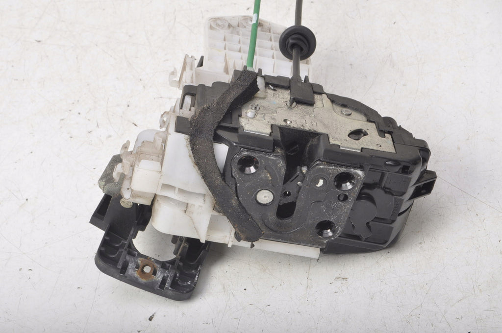 HYUNDAI I30 DOOR LOCK LEFT FRONT 5 PIN