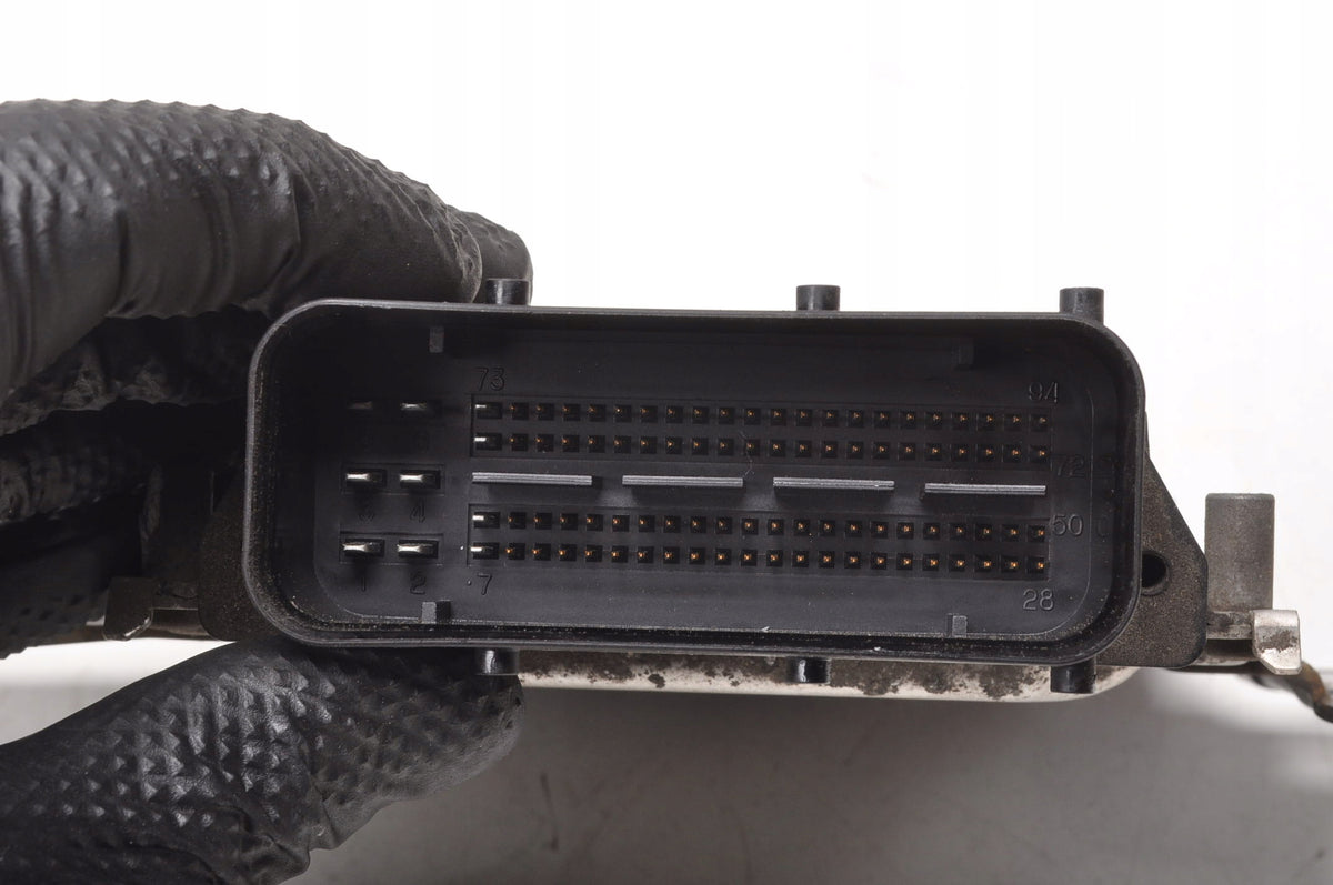 HYUNDAI I30 I 1.6 16V 126KM COMPUTER ENGINE DRIVER 39112-2B105