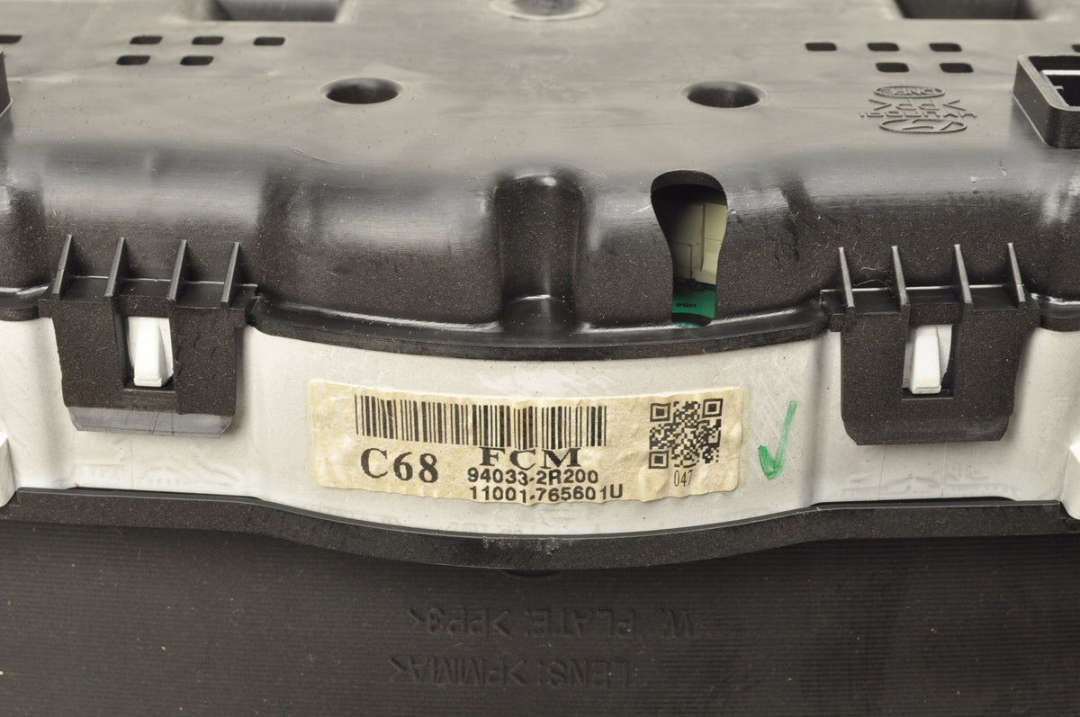 HYUNDAI I30 I 1.6 CDTI 90 HP COUNTER CLOCKS 94033-2R200 EUROPE