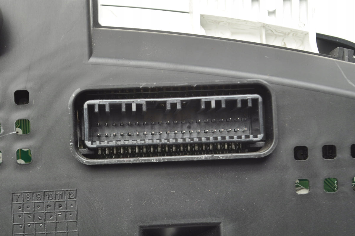 HYUNDAI I30 II 1.4 16V 99KM COUNTER CLOCKS UK 94003-A6273