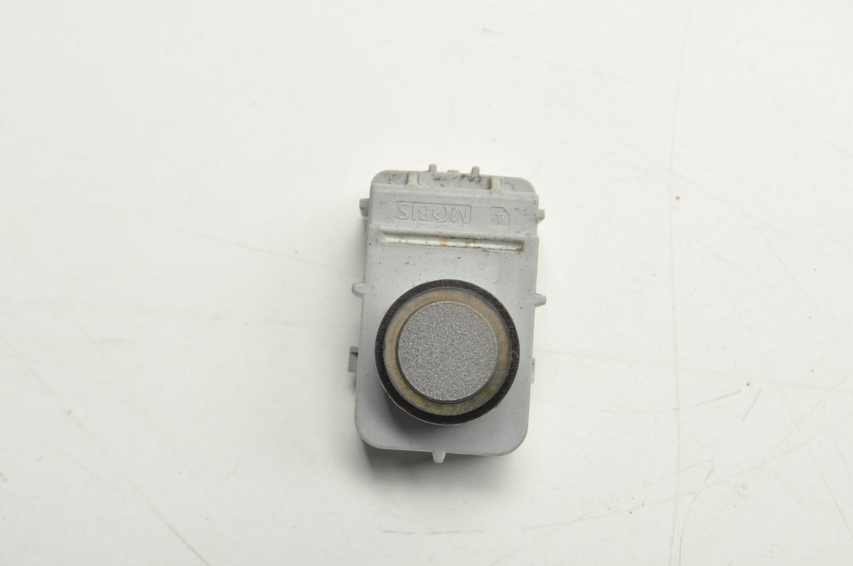 HYUNDAI I30 II PDC REVERSING PARKING SENSOR 95720-A6000 ZAR