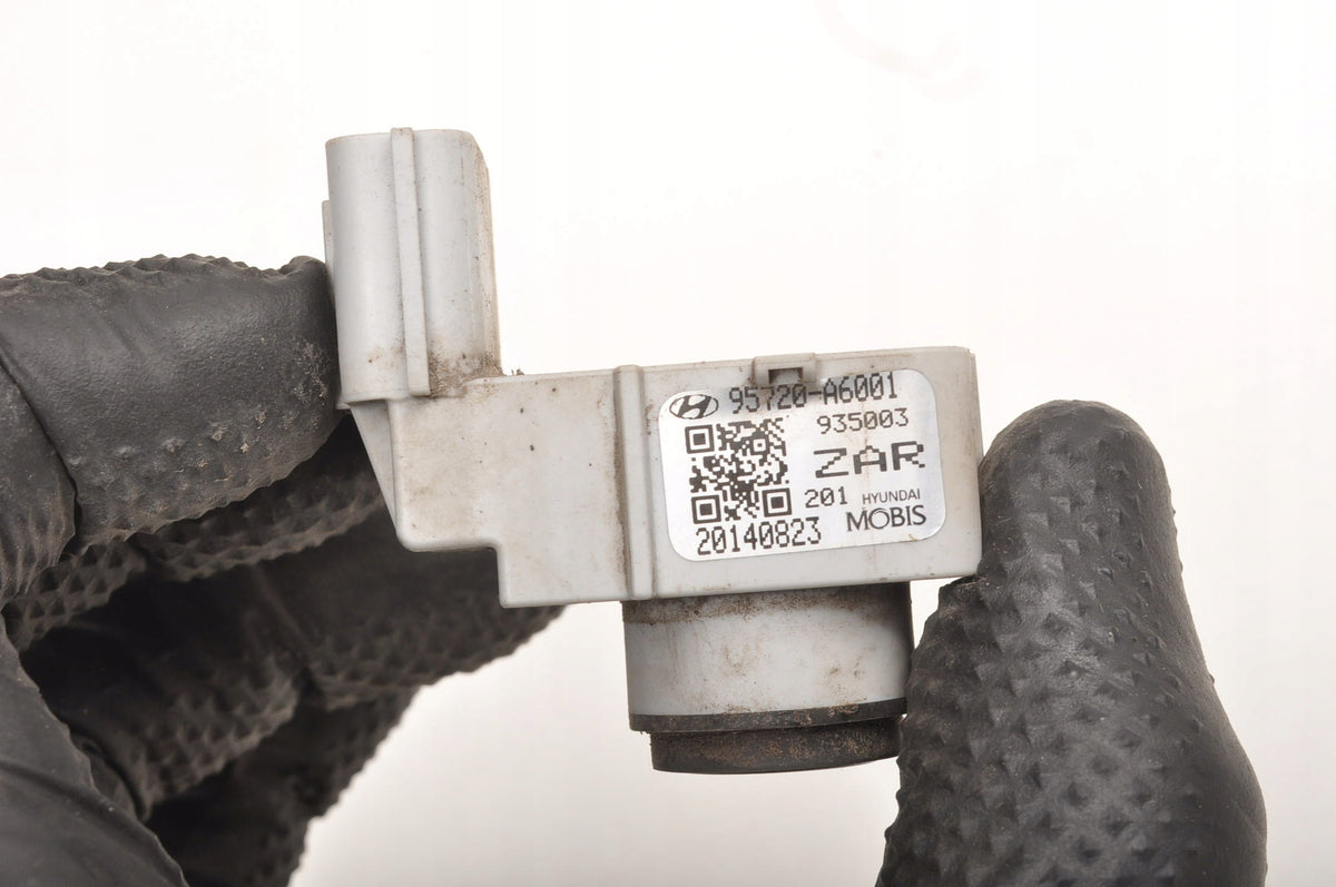 HYUNDAI I30 II PDC REVERSING PARKING SENSOR 95720-A6001