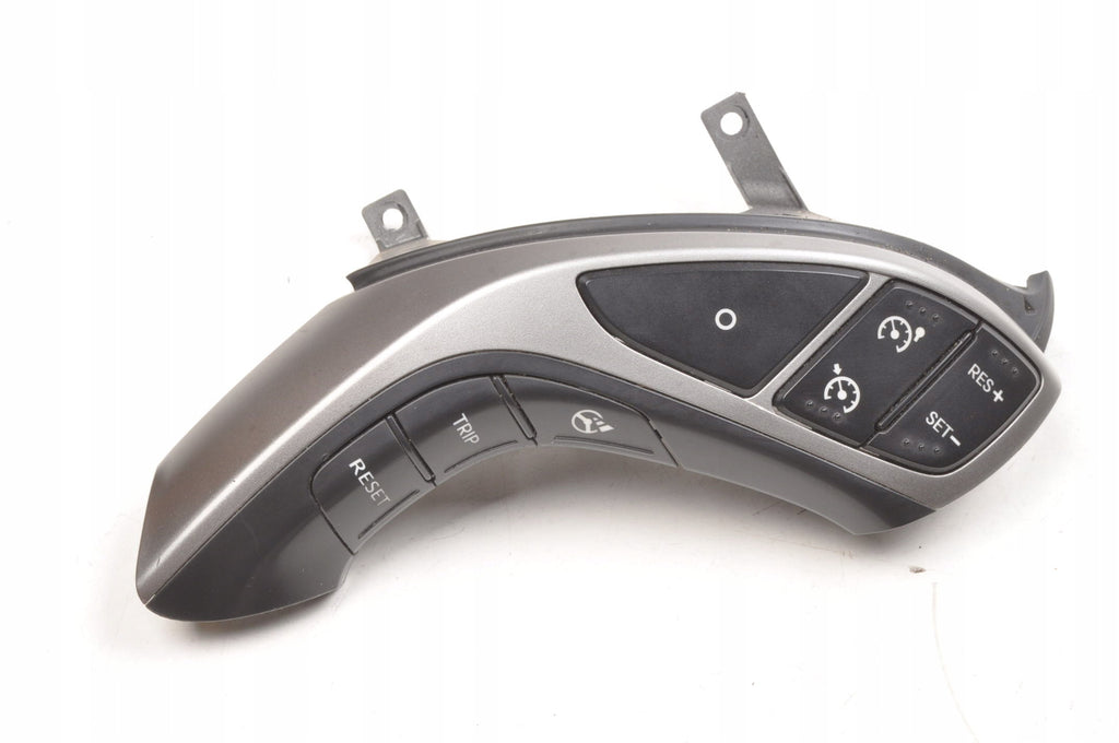 HYUNDAI I30 II STEERING WHEEL BUTTONS 96710-A6750