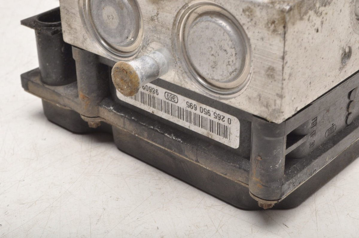 HYUNDAI I30 PUMP ABS 58920-2E500