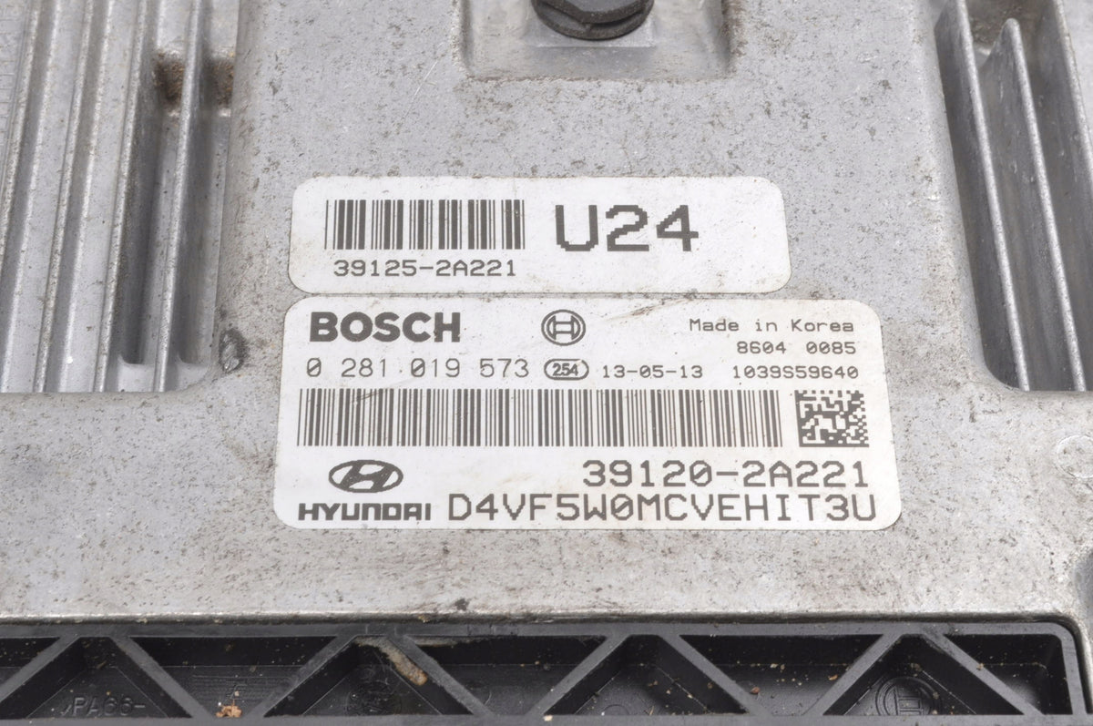 HYUNDAI I40 1.7 CDTI ENGINE DRIVER 39120-2A221 39125-2A221 0281019573