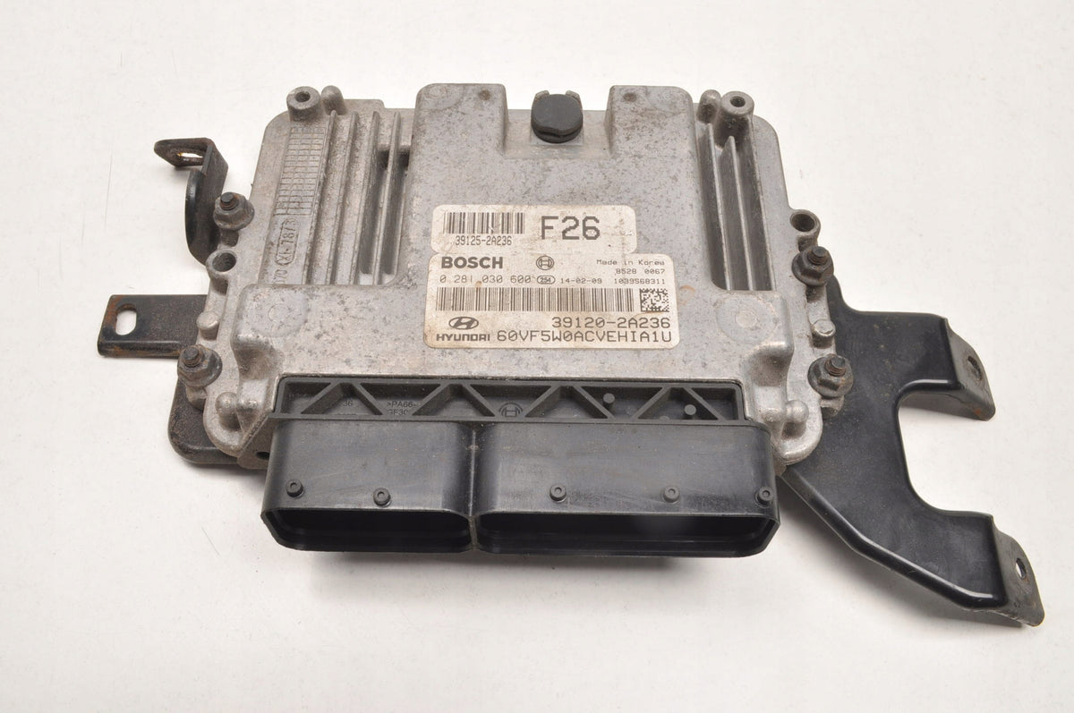 HYUNDAI I40 1.7 CRDI ENGINE CONTROLLER 39120-A2A236 0281030600 39125-2A236