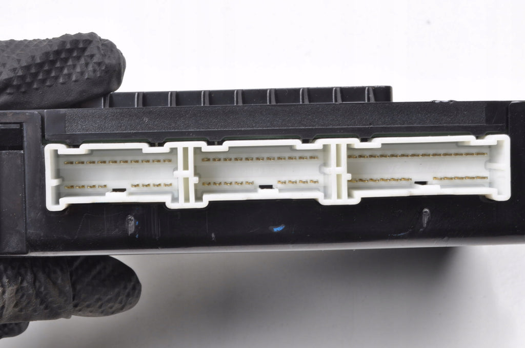 HYUNDAI I40 COMFORT MODULE LIFT RELAY 95480-3Z033