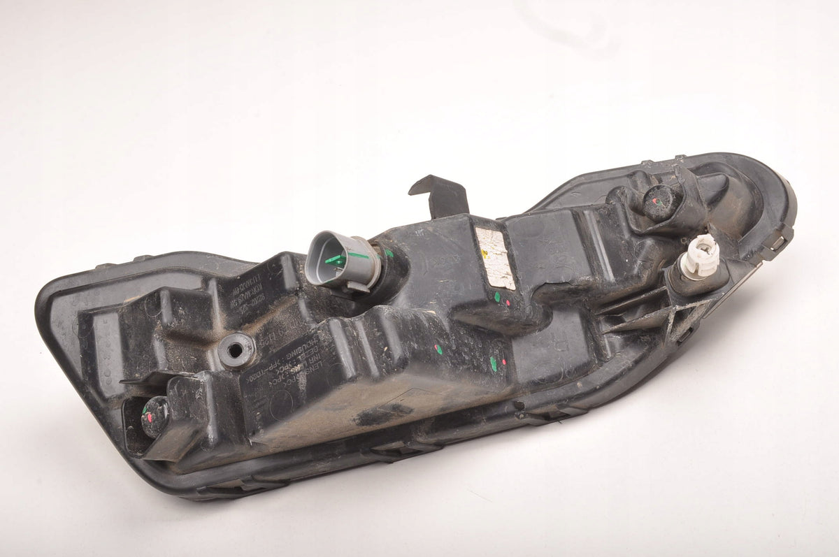 HYUNDAI I40 LED LAMP LIFT 92202-3Z5 RIGHT
