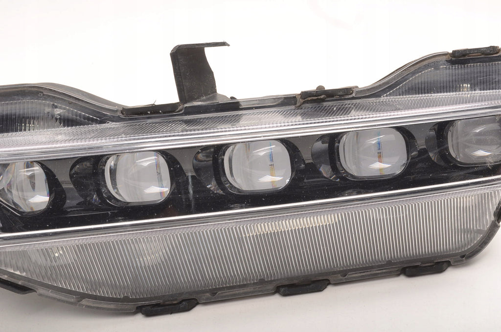 HYUNDAI I40 LED LAMP LIFT 92202-3Z5 RIGHT