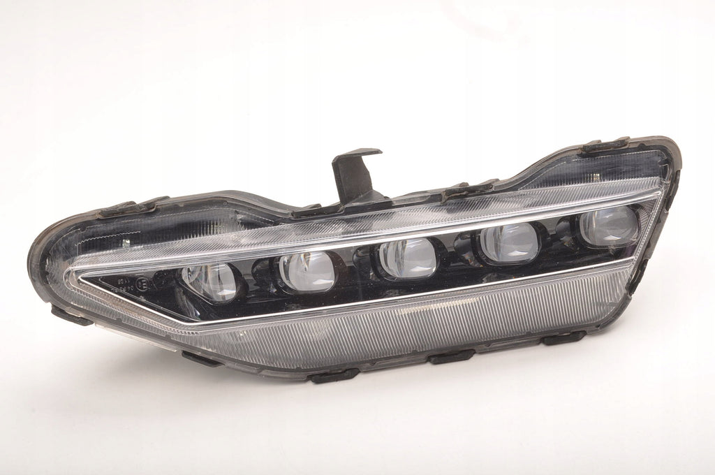 HYUNDAI I40 LED LAMP LIFT 92202-3Z5 RIGHT