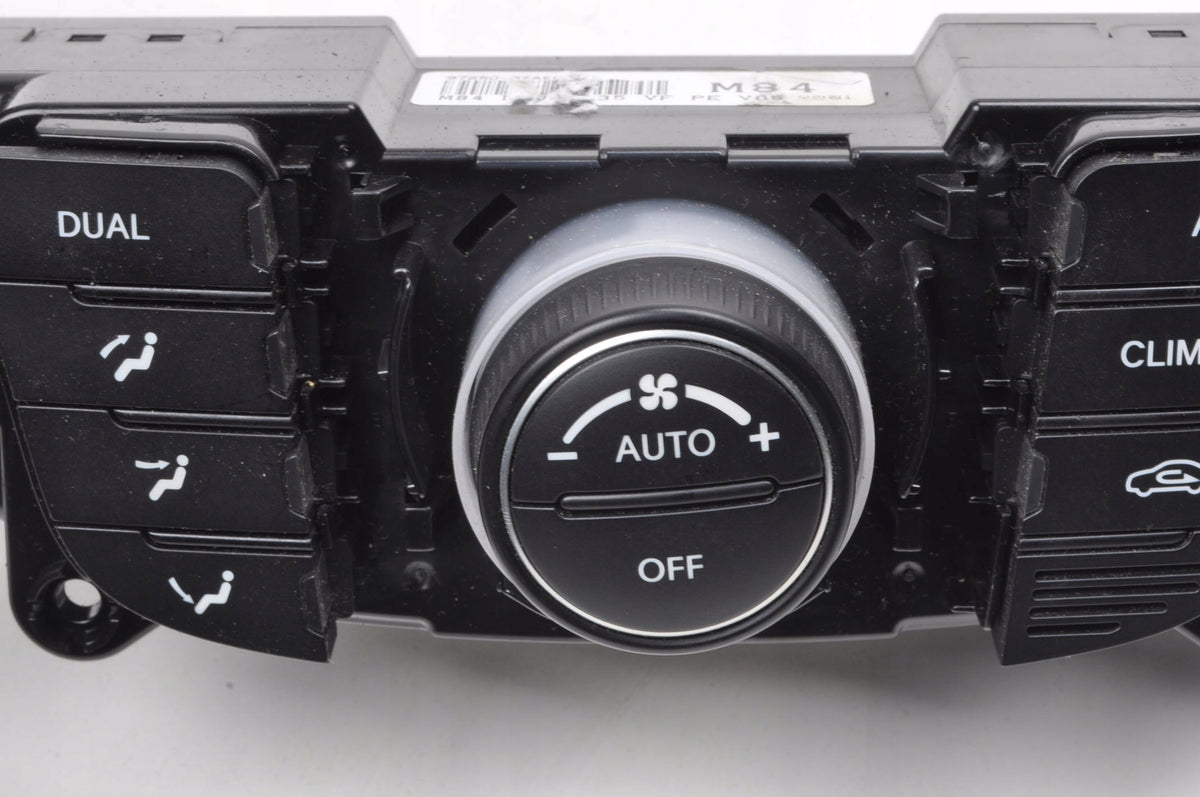 HYUNDAI I40 PANEL AIR CONDITIONING SWITCH 97250-3ZAE0