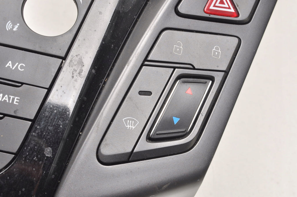 HYUNDAI I40 PANEL AIR CONDITIONING SWITCH 97250-3ZXXX