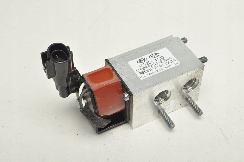 HYUNDAI IONIQ AIR CONDITIONING EXPANSION VALVE 97725-E4100