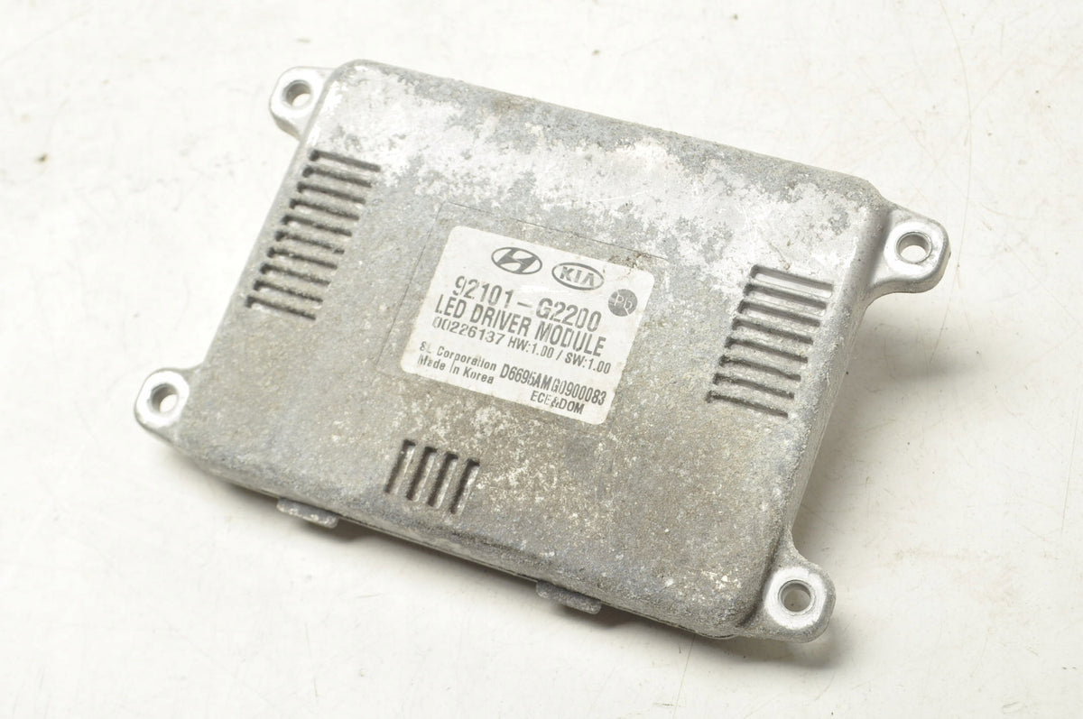 HYUNDAI IONIQ CONVERTER 92101-G2200