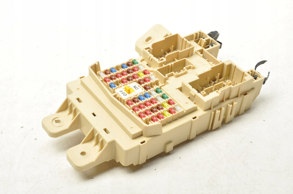 HYUNDAI IONIQ FUSE BOX 91950-G7550