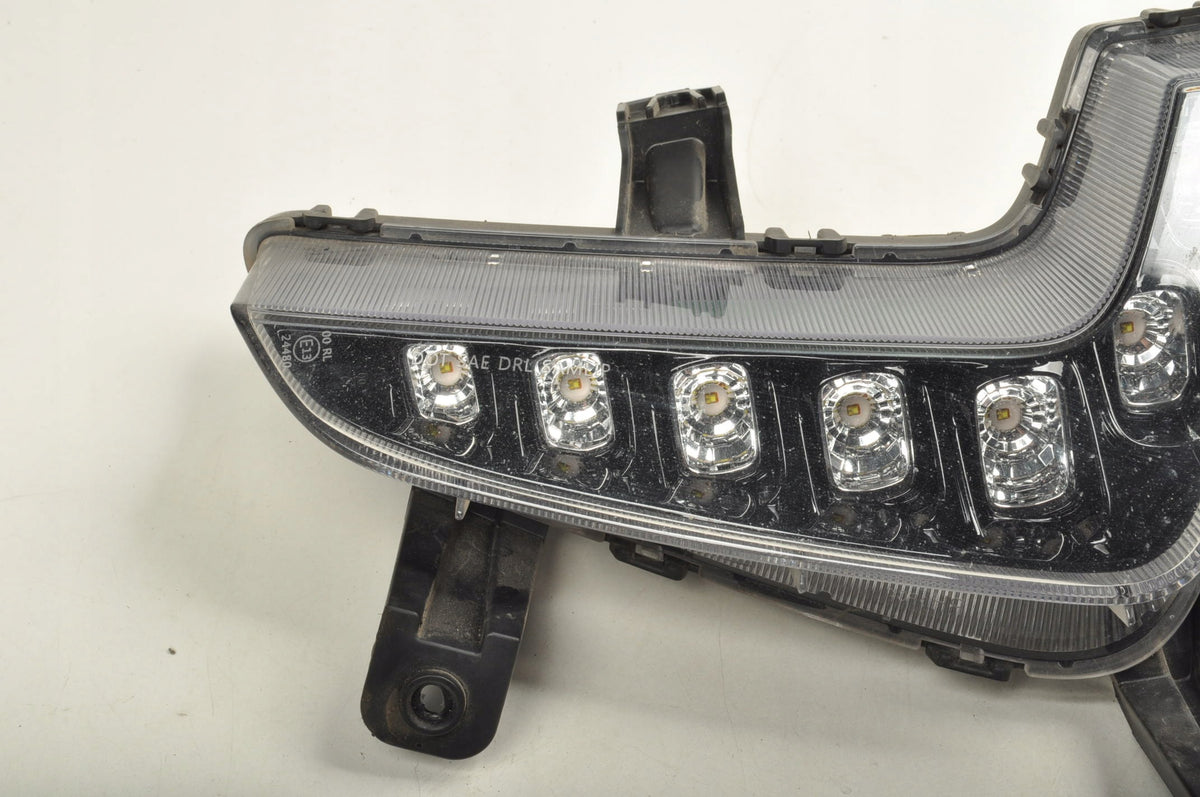 HYUNDAI IONIQ LED LAMP RIGHT 92208G2000