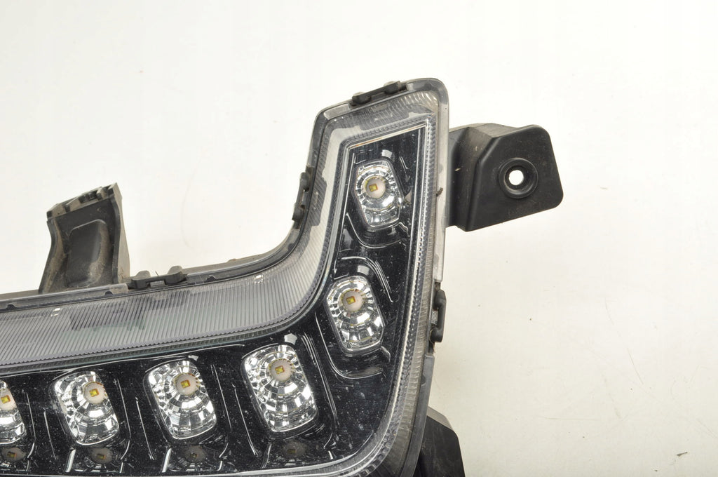 HYUNDAI IONIQ LED LAMP RIGHT 92208G2000