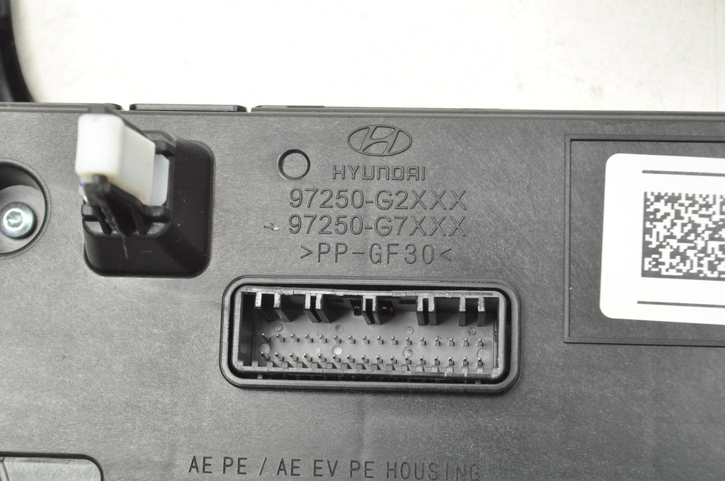 HYUNDAI IONIQ PANEL AIR CONDITIONING SWITCH 97250-G7AP0