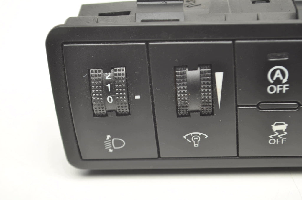 HYUNDAI IX20 93300-1KAJ0EQ LIGHT SWITCH
