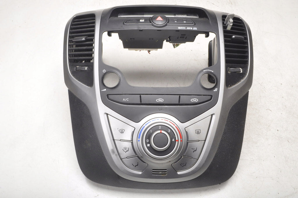 HYUNDAI IX20 AIR CONDITIONING PANEL 97250-1K0704X
