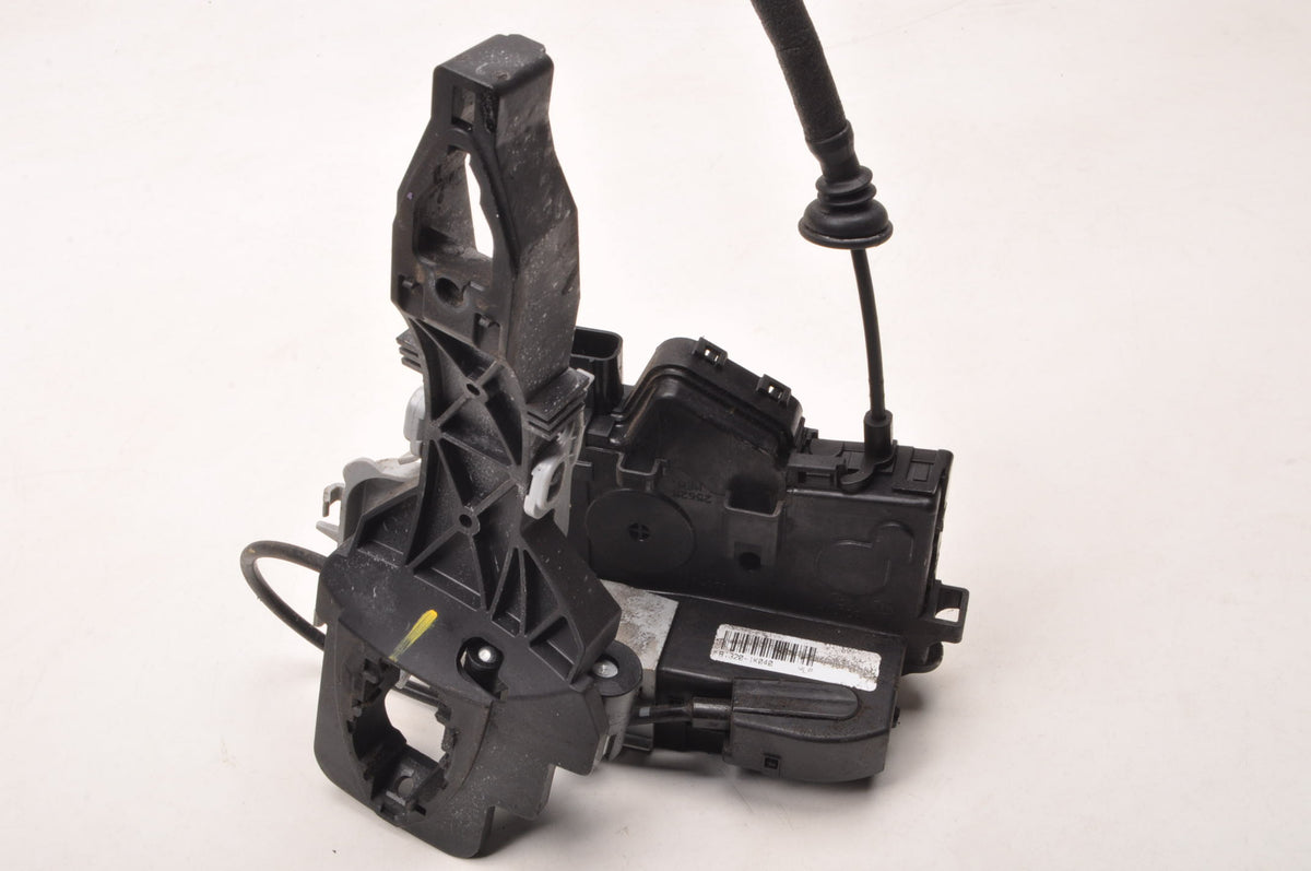 HYUNDAI IX20 DOOR LOCK RIGHT FRONT HB 5D 7 PIN 81320-1K040