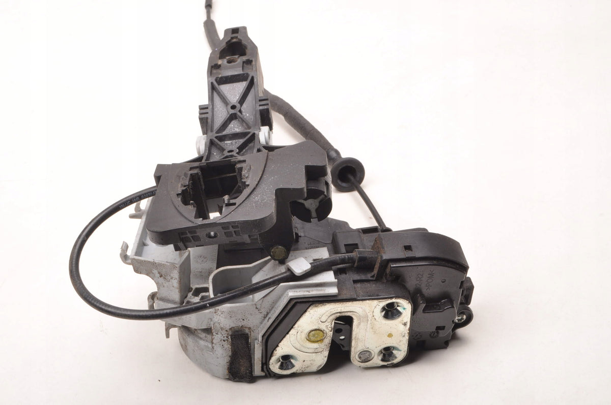HYUNDAI IX20 DOOR LOCK RIGHT FRONT HB 5D 7 PIN 81320-1K040