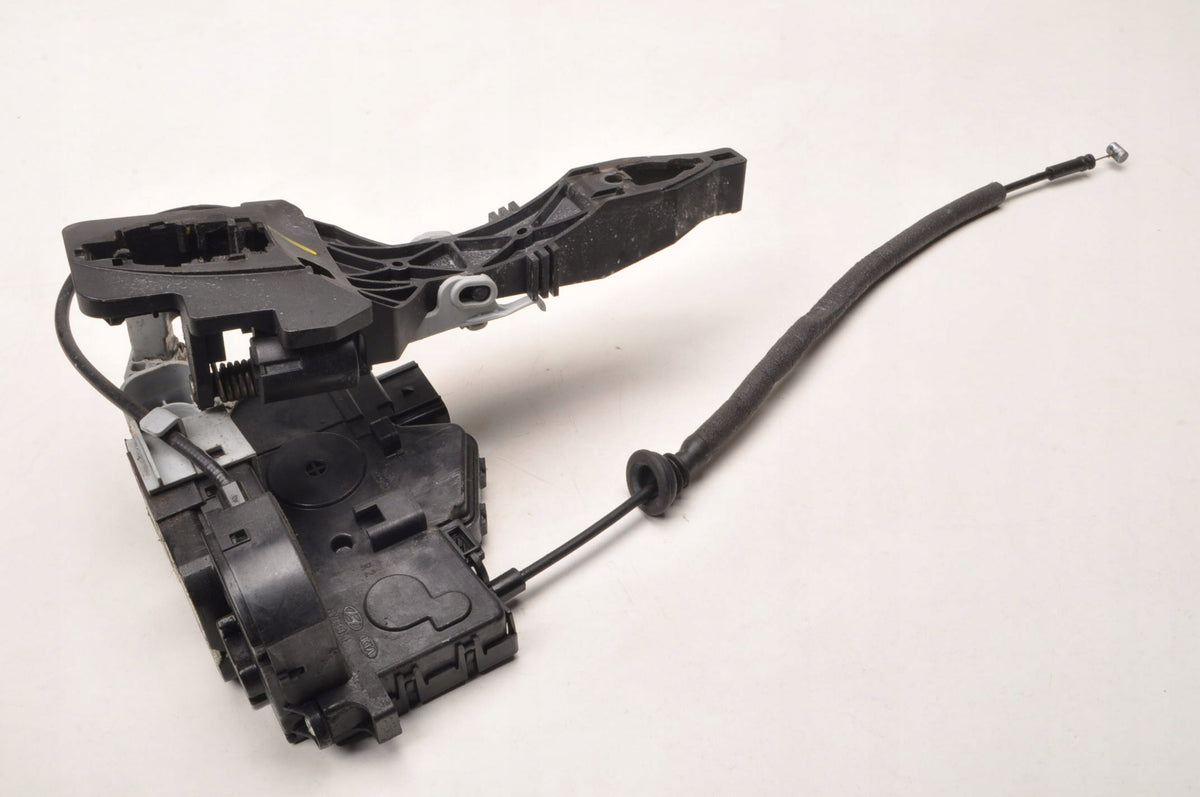 HYUNDAI IX20 DOOR LOCK RIGHT FRONT HB 5D 7 PIN 81320-1K040