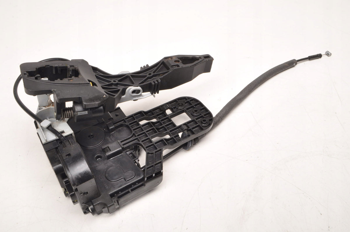 HYUNDAI IX20 DOOR LOCK RIGHT FRONT UK HB 5D 7 PIN 81320-1K040
