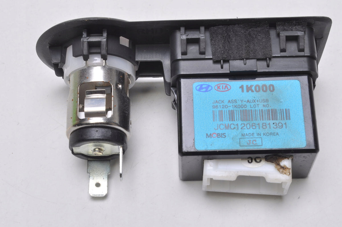 HYUNDAI IX20 SOCKET USB INPUT 96120-1K000