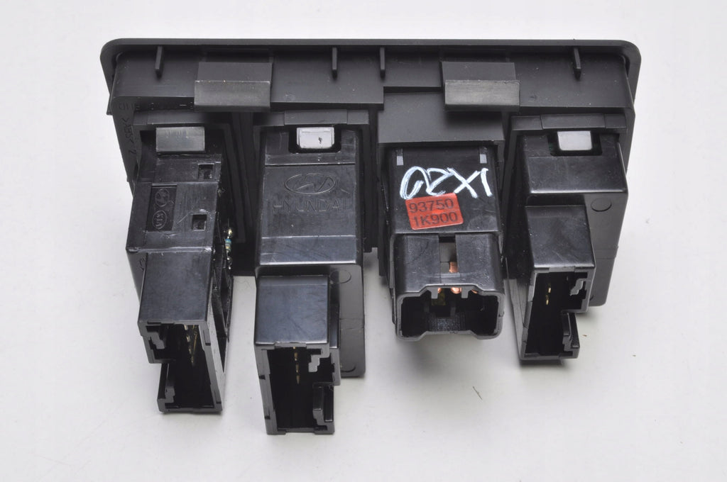 HYUNDAI IX20 SWITCH PANEL 93300-1K750EQ