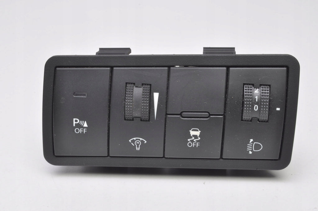 HYUNDAI IX20 SWITCH PANEL 93300-1K750EQ