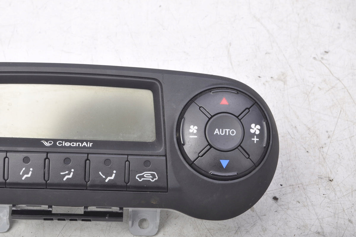 HYUNDAI IX35 AIR SUPPLY PANEL 97250-2Y700