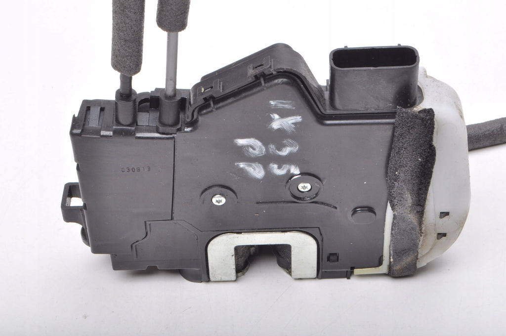 HYUNDAI IX35 DOOR LOCK RIGHT FRONT 81320-2Y000 7 PIN UK