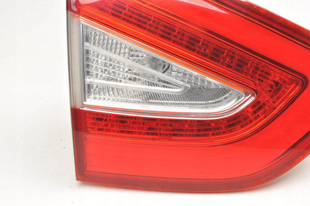 HYUNDAI IX35 LAMP LEFT REAR FLAP LIFT 92403-2Y5