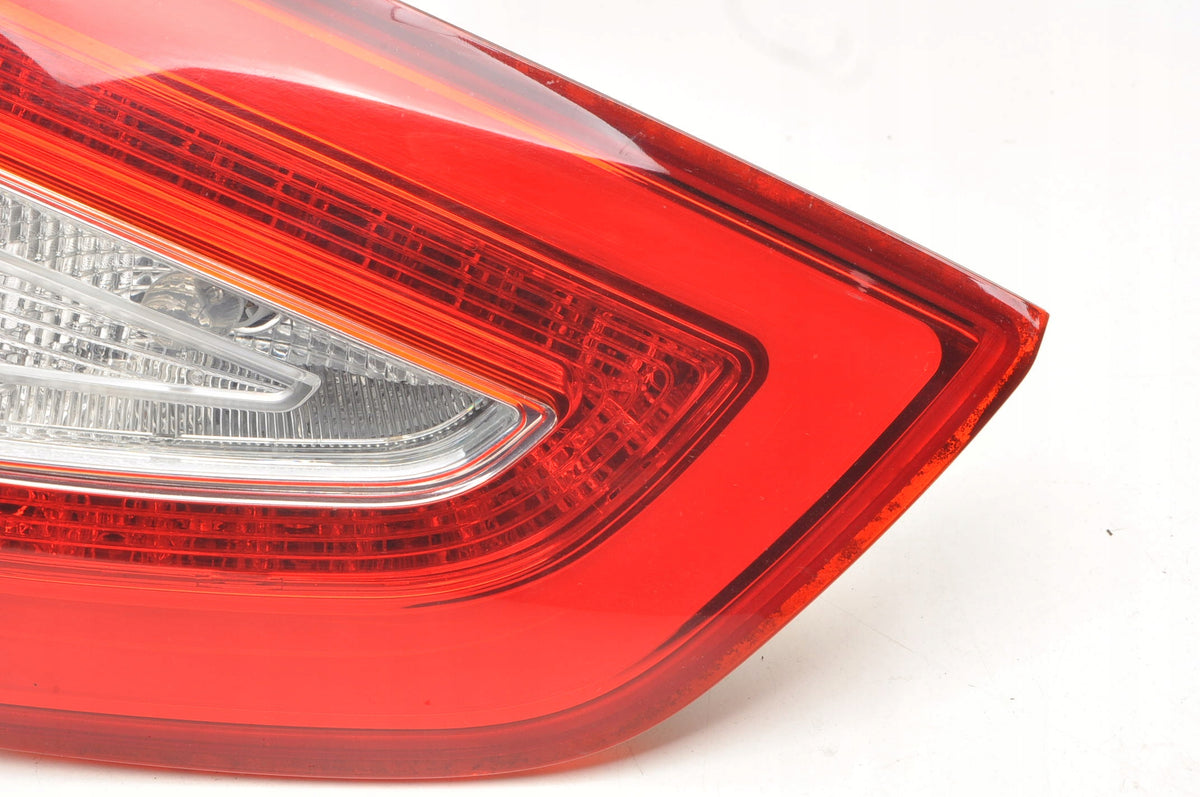 HYUNDAI IX35 LAMP LEFT REAR FLAP LIFT 92403-2Y5