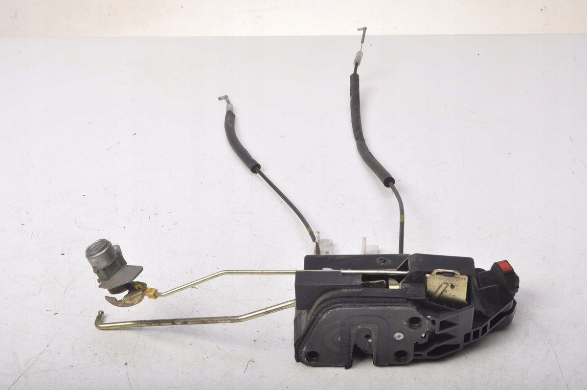 HYUNDAI SANTA FE AND DOOR LOCK RIGHT FRONT EUROPE