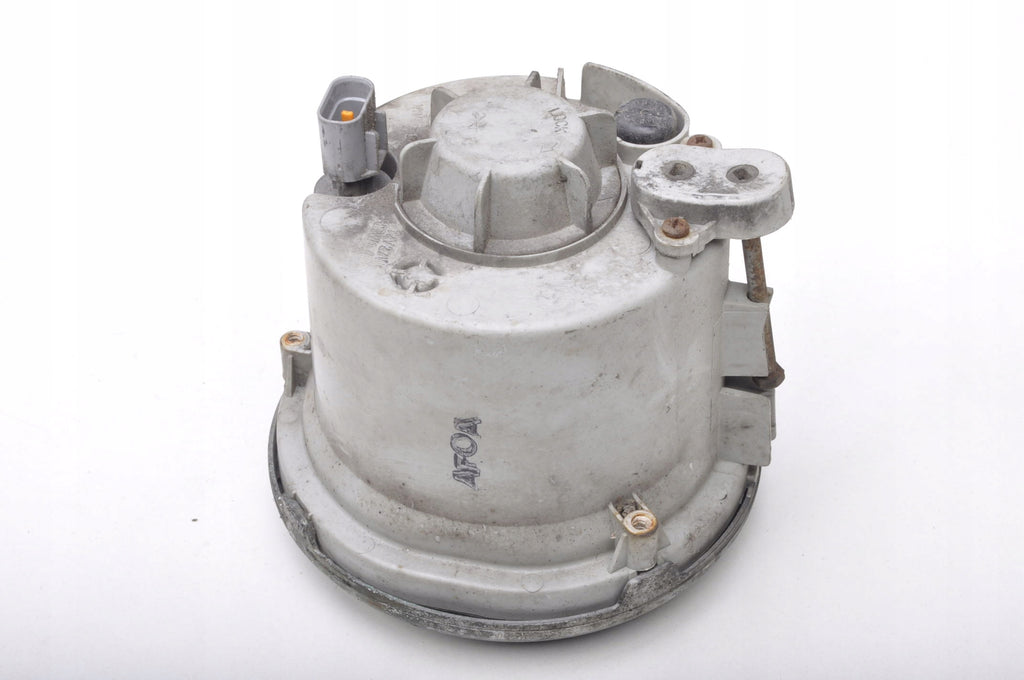 HYUNDAI SANTA FE AND HALOGEN RIGHT FRONT 92201-260