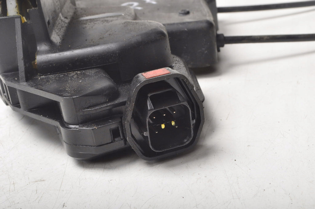 HYUNDAI TRAJET DOOR LOCK RIGHT FRONT 5 PIN EU