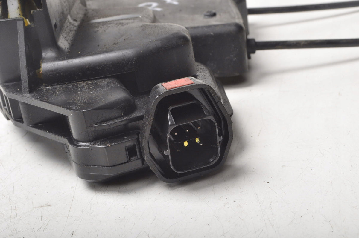 HYUNDAI TRAJET DOOR LOCK RIGHT FRONT 5 PIN EU