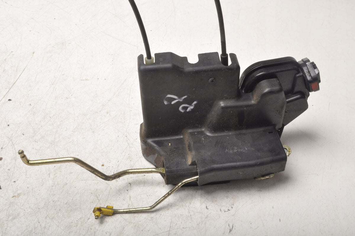 HYUNDAI TRAJET DOOR LOCK RIGHT FRONT 5 PIN EU