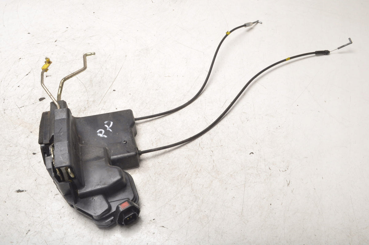 HYUNDAI TRAJET DOOR LOCK RIGHT FRONT 5 PIN EU