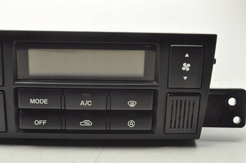 HYUNDAI TUCSON AND AIR SUPPLY PANEL 97250-2EXXX