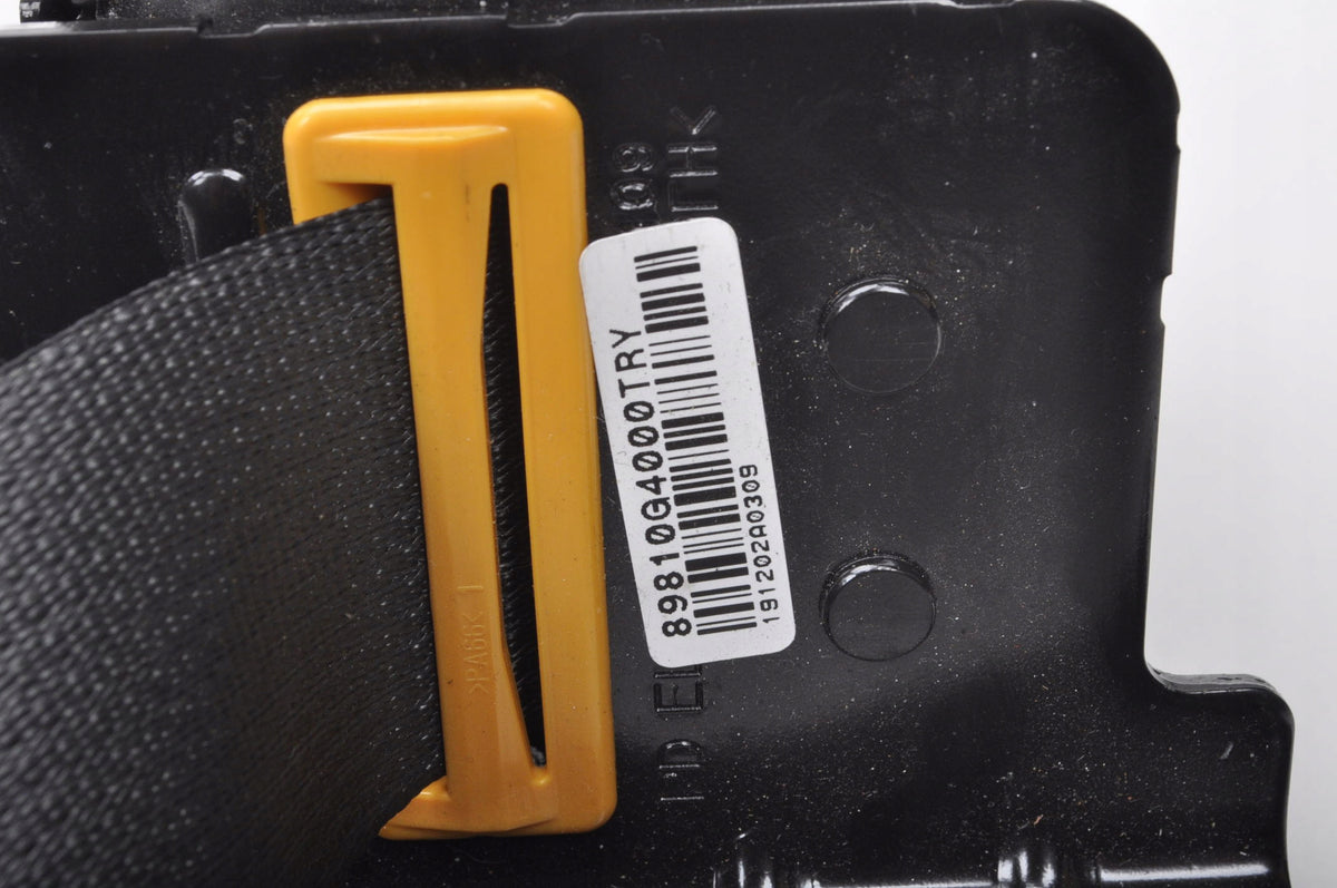 I30 III REAR LEFT BELT 89810-G3200 89810G4000 2020R