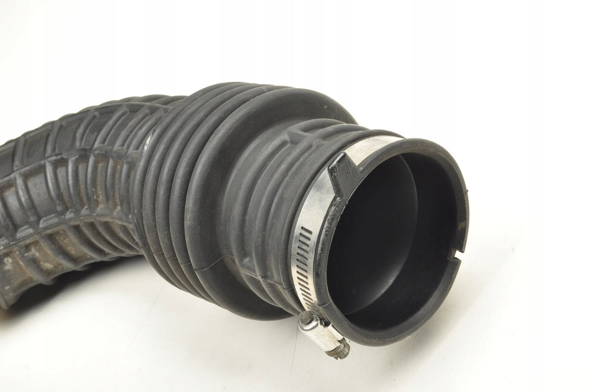 INFINITI QX70 5.0 AIR INTAKE PIPE