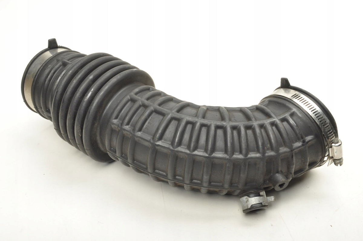 INFINITI QX70 5.0 AIR INTAKE PIPE