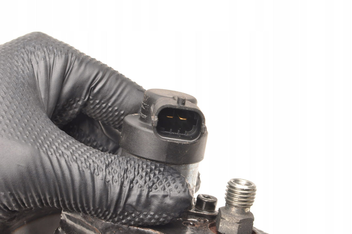 INJECTION PUMP HYUNDAI i30 KIA CEED 1.6 CDTI 115HP 33100-2A400